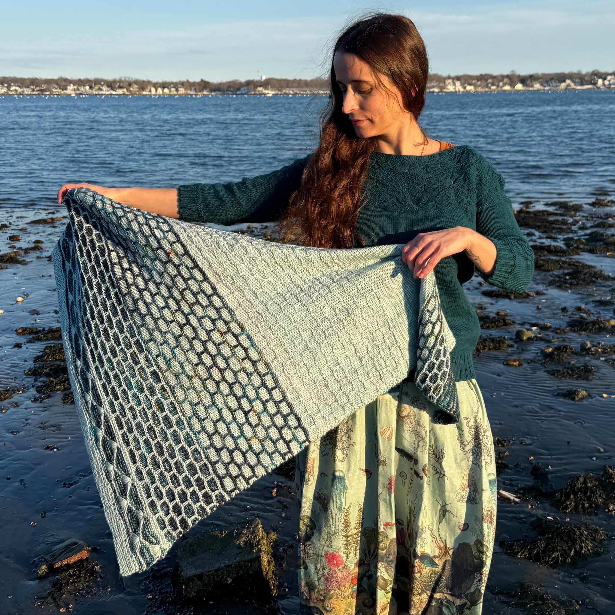 Ocean_s_Edge_Shawl_Main_2048x2